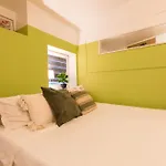 Vilă 2-bedroom House With Shared Courtyard Bucureşti