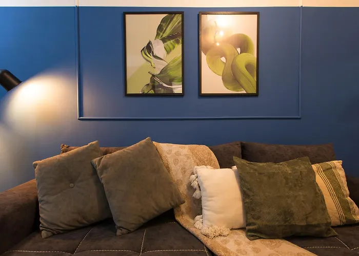 Βίλα 2-bedroom House With Shared Courtyard Βουκουρέστι