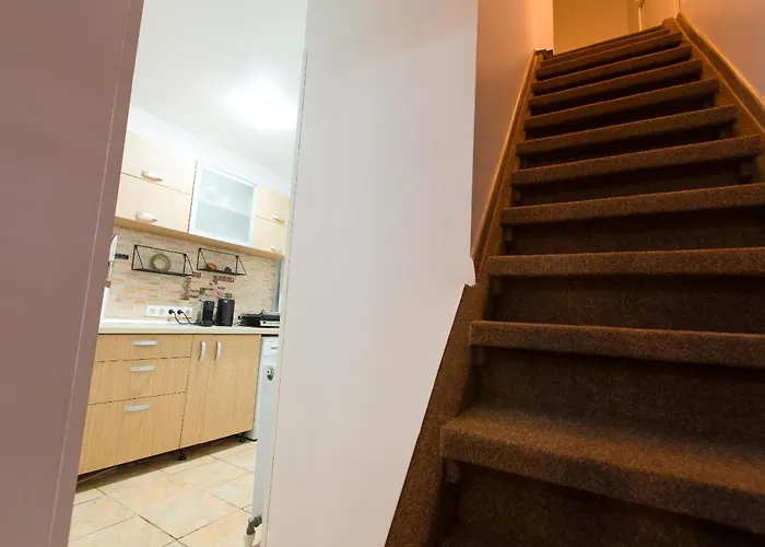 2-bedroom House With Shared Courtyard Willa Bukareszt
