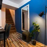 2-bedroom House With Shared Courtyard * Bucarest