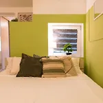 2-bedroom House With Shared Courtyard Bucarest